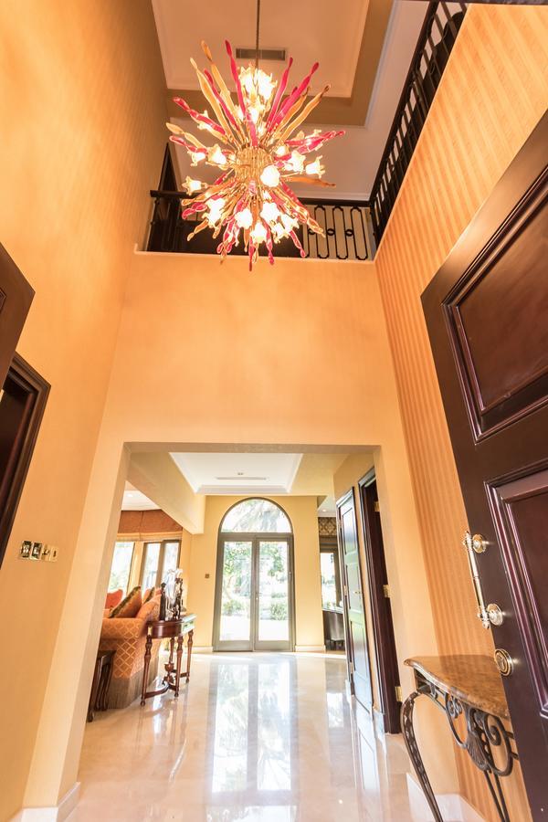 Yanjoon Holiday Homes - Palm Jumeirah Frond A Villas 두바이 외부 사진